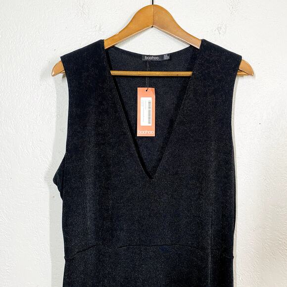 NEW! Boohoo Plunge Textured Slinky Midi Dress Plus Black Metallic - 20 - Picture 2 of 4